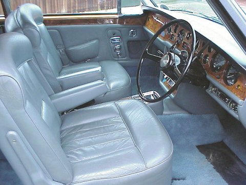 Interior of a RR Corniche 2-doors saloon from 1972.