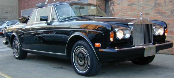 Rolls-Royce Corniche II uit 1986.